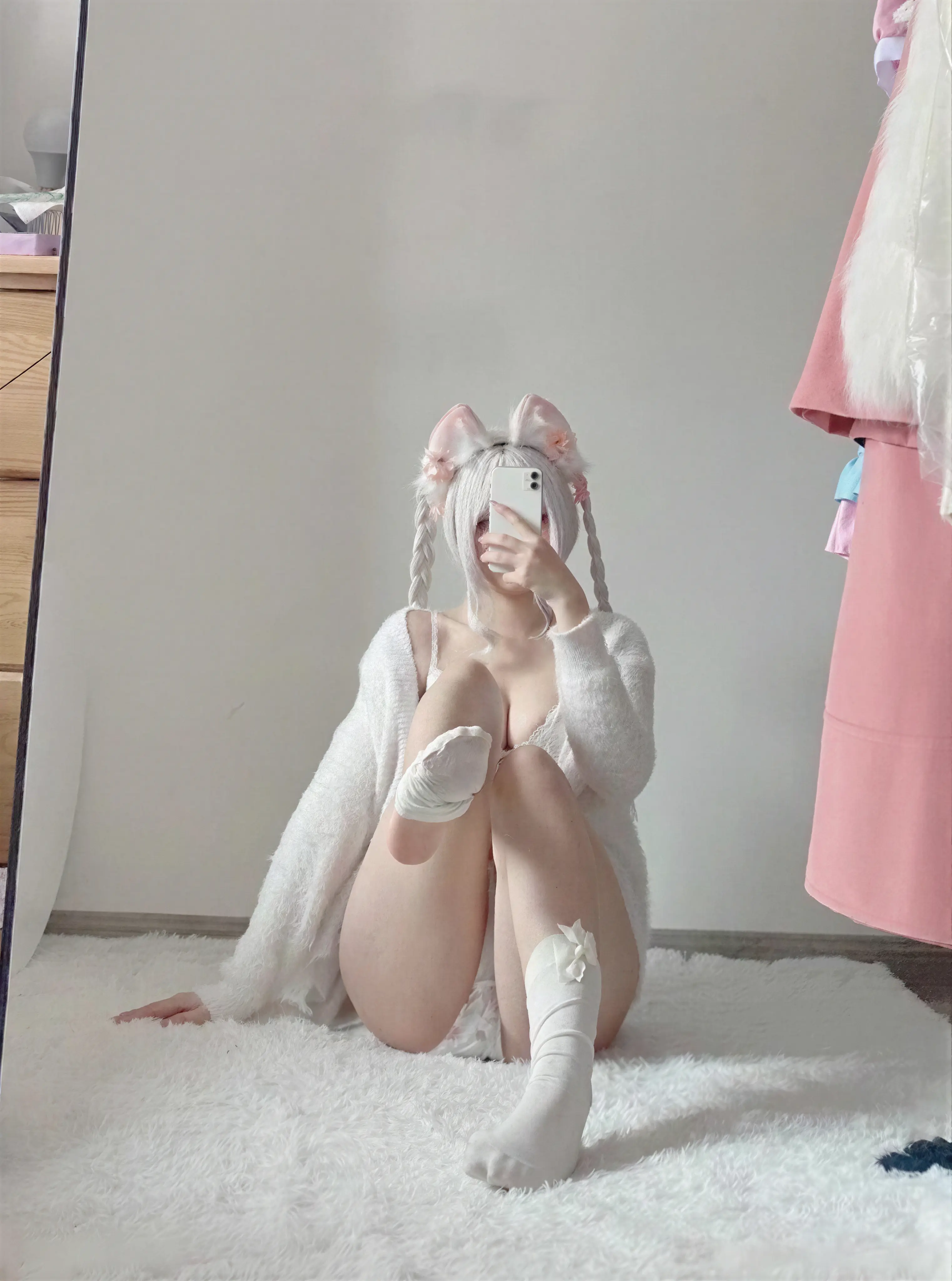 柒柒还活着 – 发情的猫咪 9P